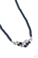 Laden Sie das Bild in den Galerie-Viewer, Pampered Pearls - Blue necklace