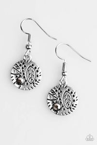 LEAF It To Chance - Silver earring