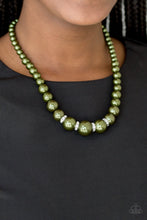 Laden Sie das Bild in den Galerie-Viewer, Party Pearls - Green necklace