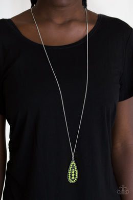 TIKI TEASE GREEN NECKLACE