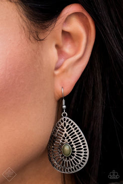 The GRATE Beyond - Green earring