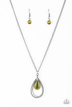 Laden Sie das Bild in den Galerie-Viewer, Teardrop Tranquility - Green Necklace