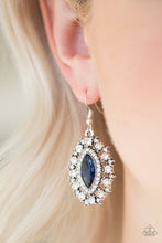 Laden Sie das Bild in den Galerie-Viewer, Long May She Reign - Blue Earrings 