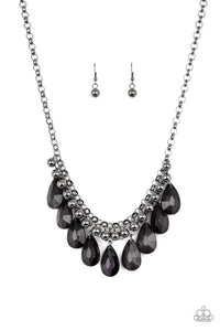 Fashionista Flair - Black necklace