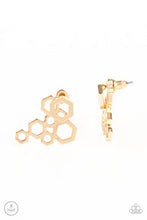 Laden Sie das Bild in den Galerie-Viewer, Six-Sided Shimmer - Gold Post Earrings