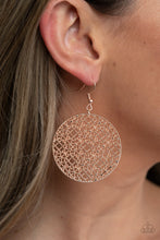 Laden Sie das Bild in den Galerie-Viewer, Metallic Mosaic - Rose Gold Earrings