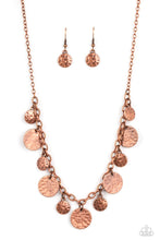 Laden Sie das Bild in den Galerie-Viewer, Model Medallions - Copper necklace