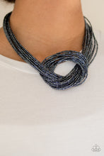 Laden Sie das Bild in den Galerie-Viewer, Knotted Knockout - Blue necklace