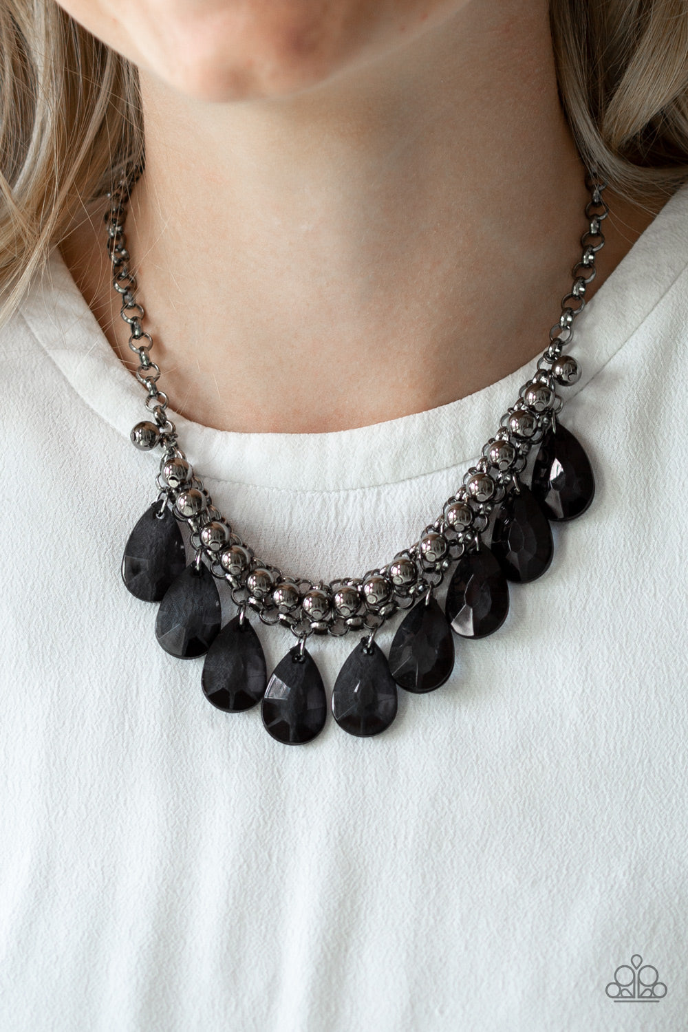 Fashionista Flair - Black necklace