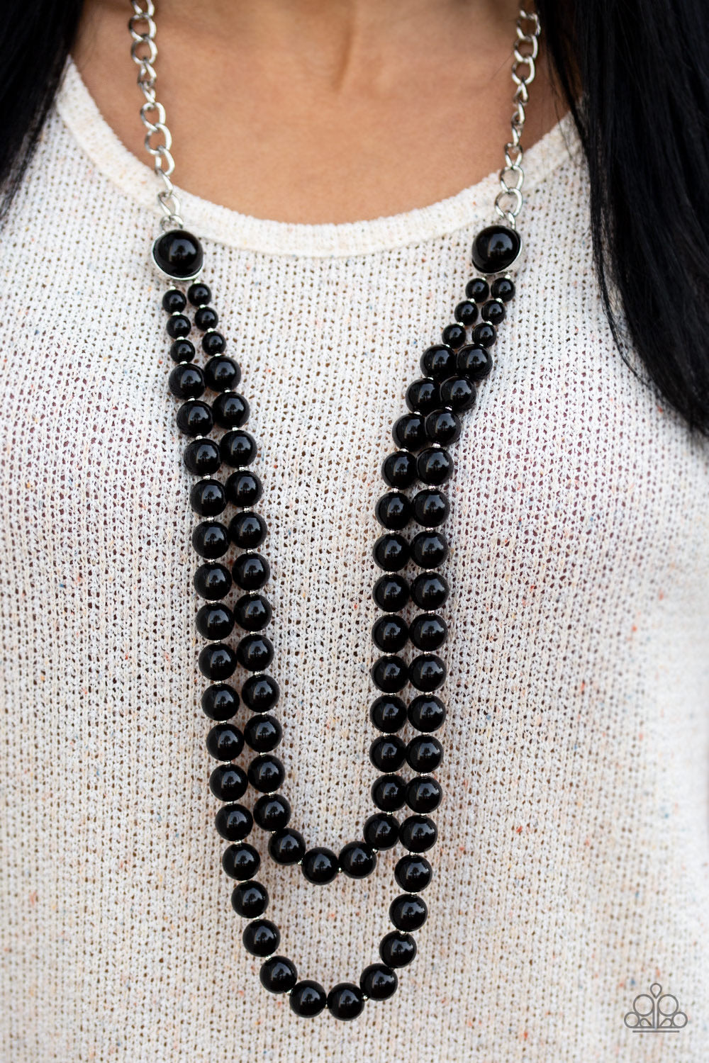 Endless Elegance black necklace