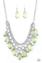 Laden Sie das Bild in den Galerie-Viewer, Spring Daydream - Green Necklace