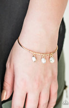 Laden Sie das Bild in den Galerie-Viewer, Sparkling Splendor - Gold bracelet