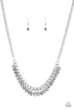 Laden Sie das Bild in den Galerie-Viewer, Glow and Grind - Silver necklace