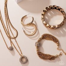 Laden Sie das Bild in den Galerie-Viewer, Magnificent Musings - Trend Blend Set - Fashion Fix March 2025
