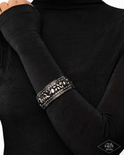 Laden Sie das Bild in den Galerie-Viewer, After Party Powerhouse - Zi bracelet