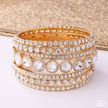 Laden Sie das Bild in den Galerie-Viewer, Future Fashionista - Gold Zi Bracelet