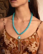Laden Sie das Bild in den Galerie-Viewer, Simply Santa Fe Fashion Fix 1/25