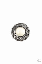 Load image into Gallery viewer, Gardenia Glow - White Ring