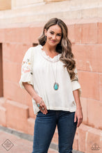 Load image into Gallery viewer, Simply Santa Fe Fashion Fix 5/21