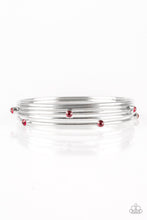 Laden Sie das Bild in den Galerie-Viewer, Delicate Decadence - Red bracelet