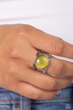Load image into Gallery viewer, Clairvoyantly Cats Eye green ring