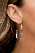 Load image into Gallery viewer, Simply Santa Fe Fashion Fix 5/21