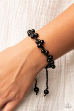 Laden Sie das Bild in den Galerie-Viewer, Vintage Versatility - Black Bracelet