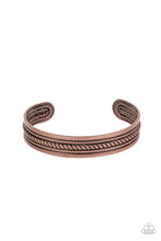 Laden Sie das Bild in den Galerie-Viewer, Urban Expedition - Copper bracelet