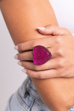 Laden Sie das Bild in den Galerie-Viewer, Hypnotizing Heart - pink - ring