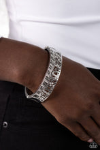 Load image into Gallery viewer, Wavy Whimsy - Silver bracelet