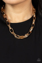 Laden Sie das Bild in den Galerie-Viewer, Motley In Motion - Gold necklace