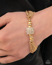 Laden Sie das Bild in den Galerie-Viewer, Magnificent Musings - Trend Blend Set - Fashion Fix March 2025