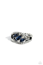 Laden Sie das Bild in den Galerie-Viewer, Stiletto Sparkle - Blue ring