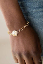 Laden Sie das Bild in den Galerie-Viewer, All Aglitter - Gold bracelet