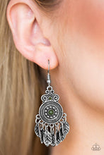 Laden Sie das Bild in den Galerie-Viewer, Lower East WILDSIDE Earring Green