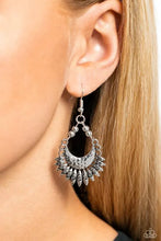 Laden Sie das Bild in den Galerie-Viewer, Lunar Luxury Silver Earrings