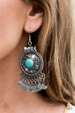 Laden Sie das Bild in den Galerie-Viewer, Rural Rhythm - Blue Earrings
