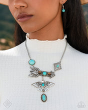 Load image into Gallery viewer, Simply Santa Fe - Fashion Fix 4/25