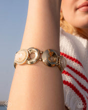 Load image into Gallery viewer, Glimpses of Malibu - Fashion Fix 4/25