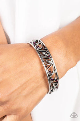 Versailles Villa - Purple

Bracelet
