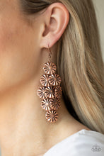 Laden Sie das Bild in den Galerie-Viewer, Star Spangled Shine - Copper Earring - SC Bling Boutique