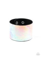 Laden Sie das Bild in den Galerie-Viewer, Holographic Jungle - Multi - SC Bling Boutique