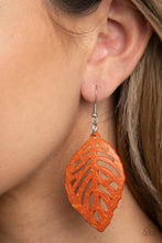 Laden Sie das Bild in den Galerie-Viewer, LEAF Em Hanging - Orange - SC Bling Boutique