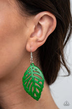 Laden Sie das Bild in den Galerie-Viewer, LEAF Em Hanging - Green - SC Bling Boutique