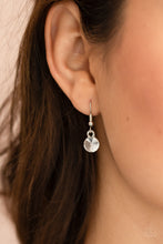 Laden Sie das Bild in den Galerie-Viewer, Gorgeously Glacial - White - SC Bling Boutique