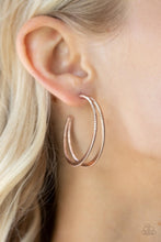 Laden Sie das Bild in den Galerie-Viewer, Rustic Curves - Rose Gold - SC Bling Boutique