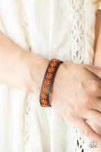 Load image into Gallery viewer, Wildflower Wayfarer - Orange - SC Bling Boutique