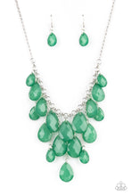 Laden Sie das Bild in den Galerie-Viewer, Front Row Flamboyance - Green - SC Bling Boutique