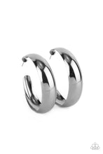 Cargar imagen en el visor de la galería, Flat Out Flawless - Black Earrings