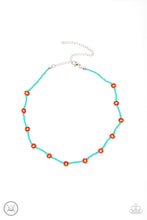 Cargar imagen en el visor de la galería, Colorfully Flower Child - Blue necklace